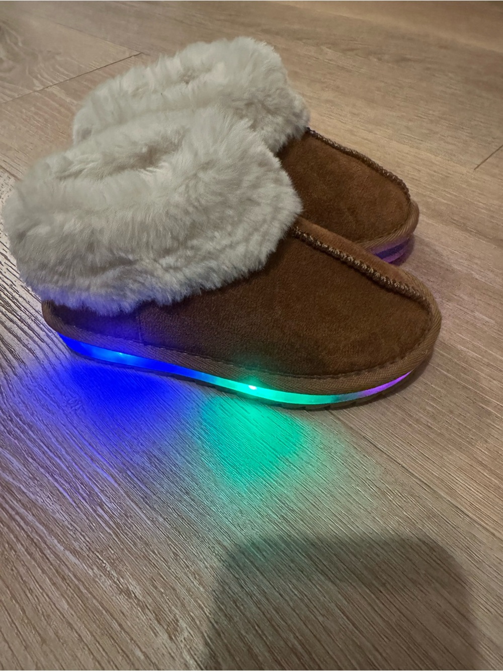 Kids Brown Faux-Shearling Light-Up Slippers